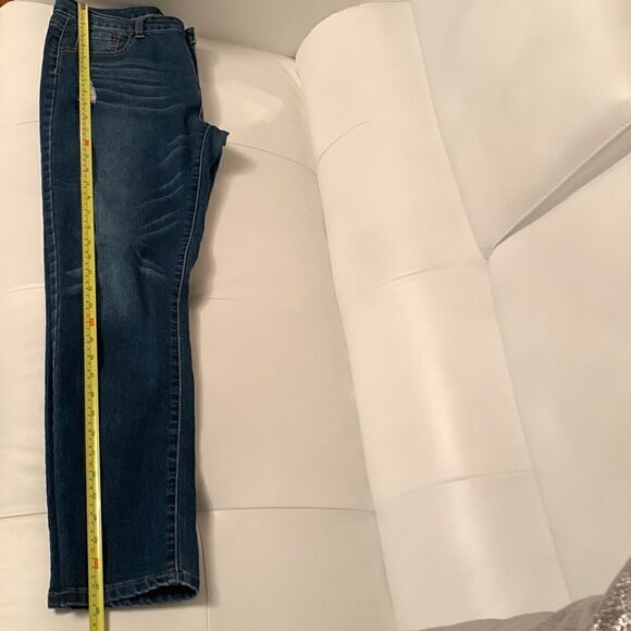 Bee & Ceci L.A. Junior Size 11 Distressed Jeans - Picture 6 of 12